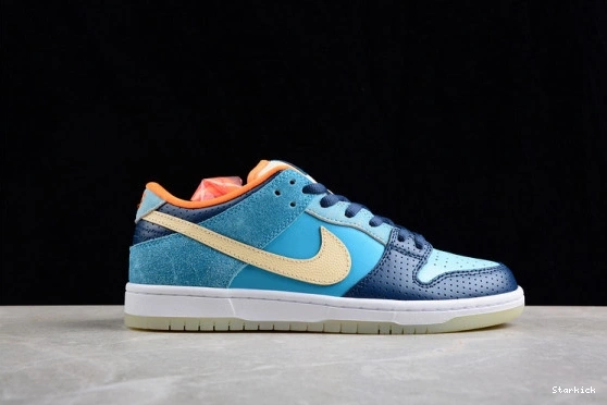 MIA Shop 504750-474 SB Low Skate Dunk Nike 0305